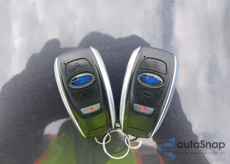 2015 Subaru Outback 3.6R Limited из США, поврежденный, VIN 4S4BSENC2F3273950